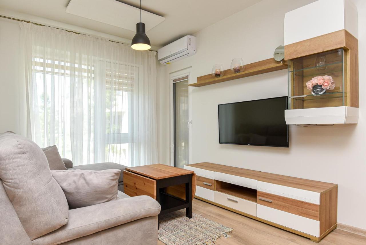 Dianos Apartamentai Паланга Екстер'єр фото